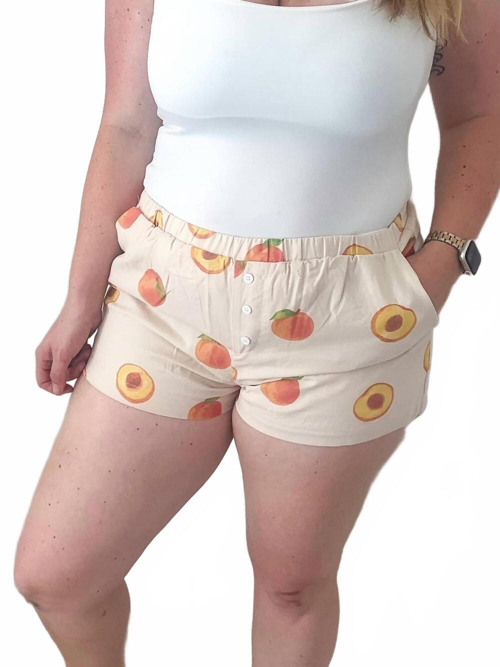 NEW LE LIS peachy keen lounge shorts in cream